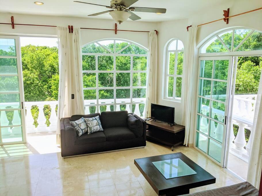 18br Up To 50guest Castillos Playacar Walk To And 5th Ave 1000mbps Сasa de vacaciones *