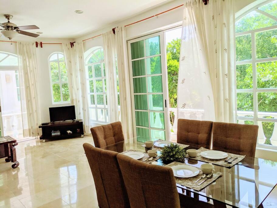 Сasa de vacaciones 18br Up To 50guest Castillos Playacar Walk To And 5th Ave 1000mbps Playa del Carmen