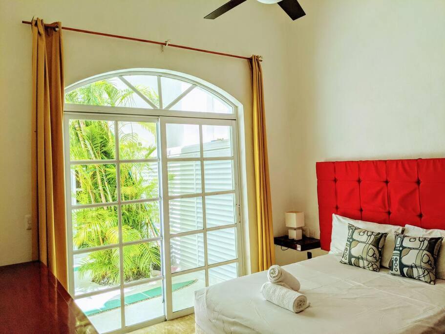 Сasa de vacaciones 18br Up To 50guest Castillos Playacar Walk To And 5th Ave 1000mbps Playa del Carmen