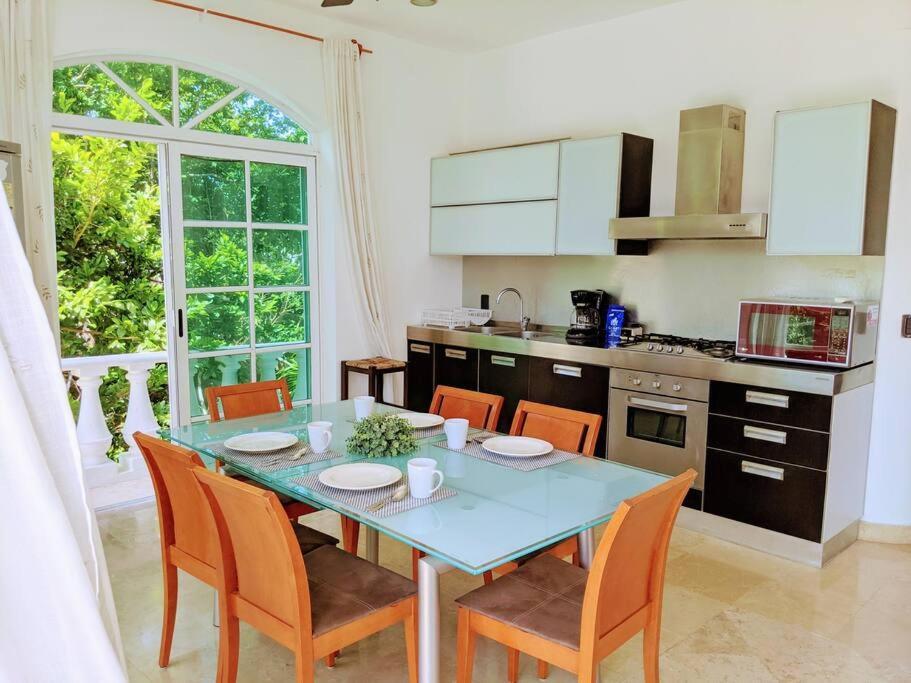 18br Up To 50guest Castillos Playacar Walk To And 5th Ave 1000mbps Сasa de vacaciones *